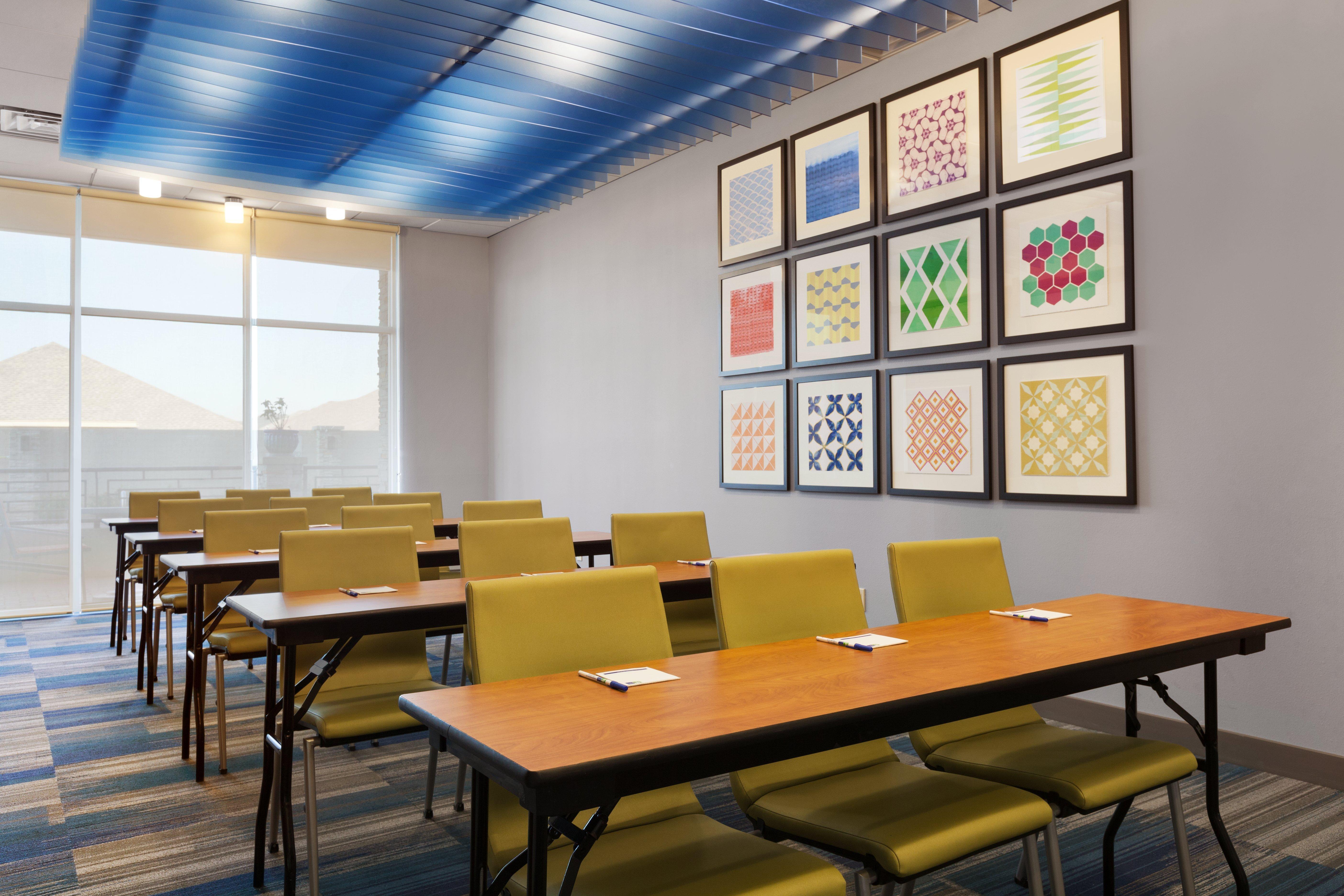 Holiday Inn Express & Suites Edinburg- Mcallen Area By Ihg Exterior photo