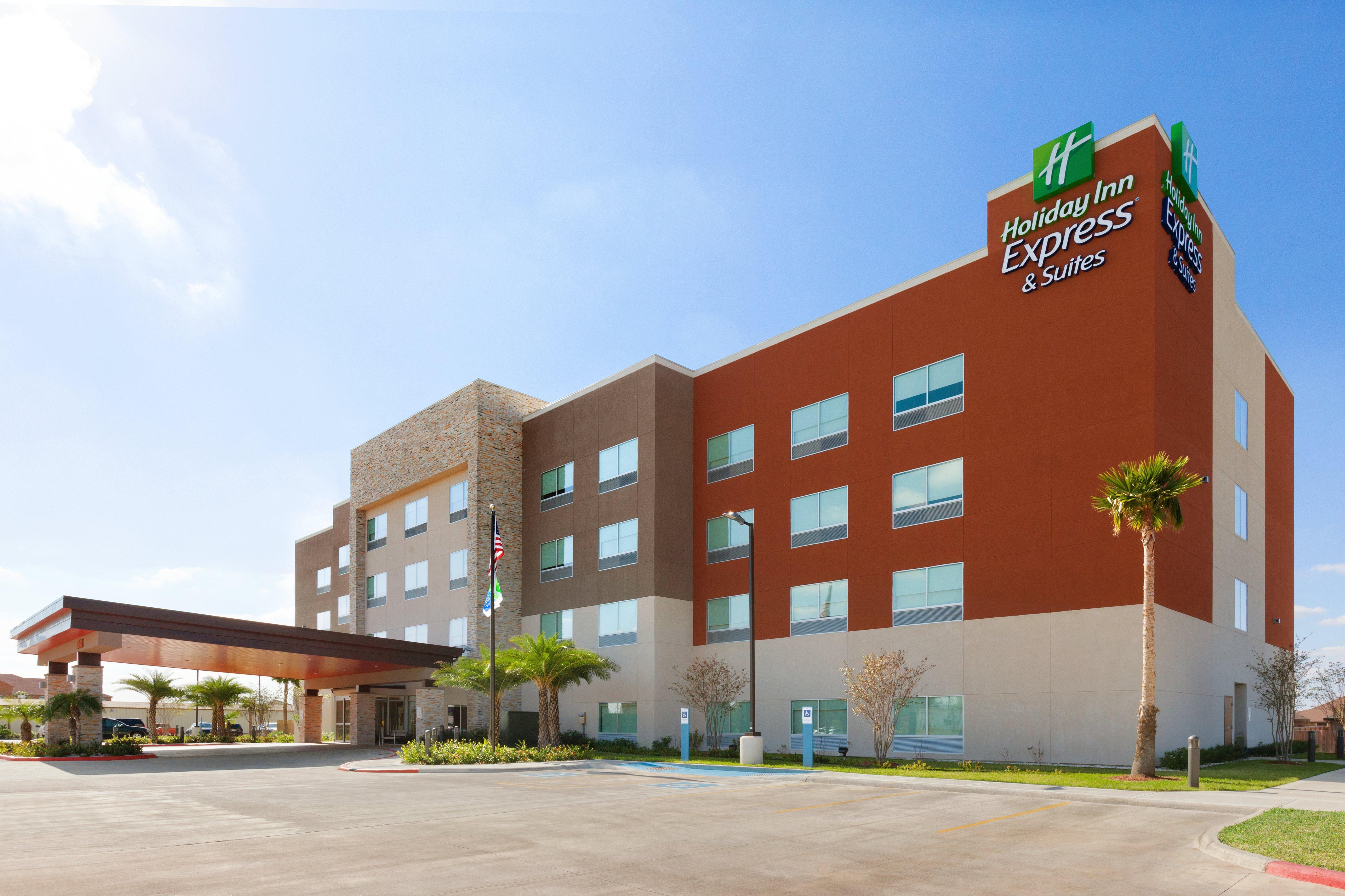Holiday Inn Express & Suites Edinburg- Mcallen Area By Ihg Exterior photo